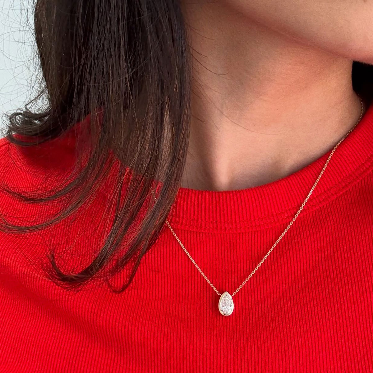 Bezels Set Pendant - Collier pendentif solitaire en moissanite taille